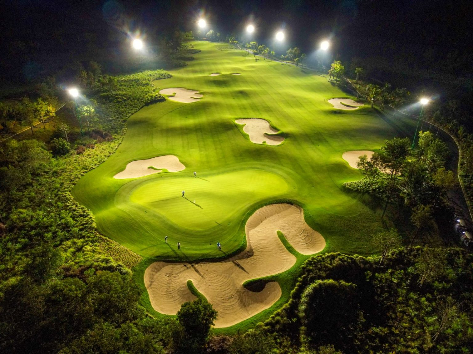 Dragon Turn (Night Golf) Vattanac Golf Resort